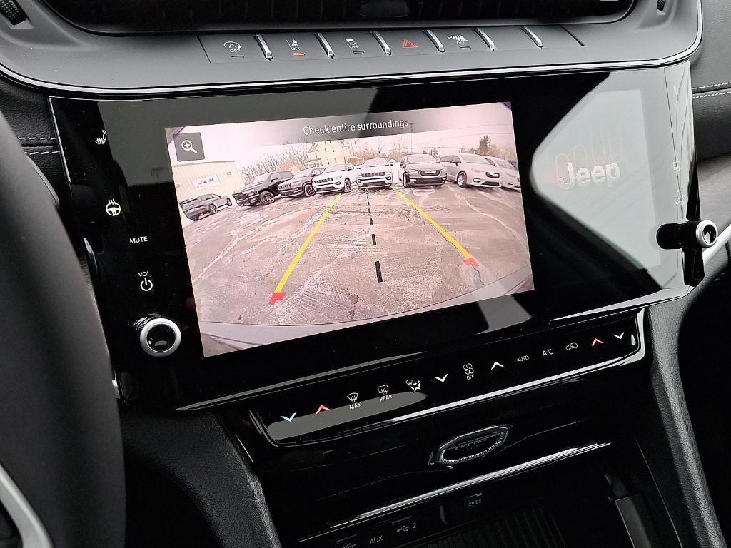 new 2026 Jeep Grand Cherokee car, priced at $47,879