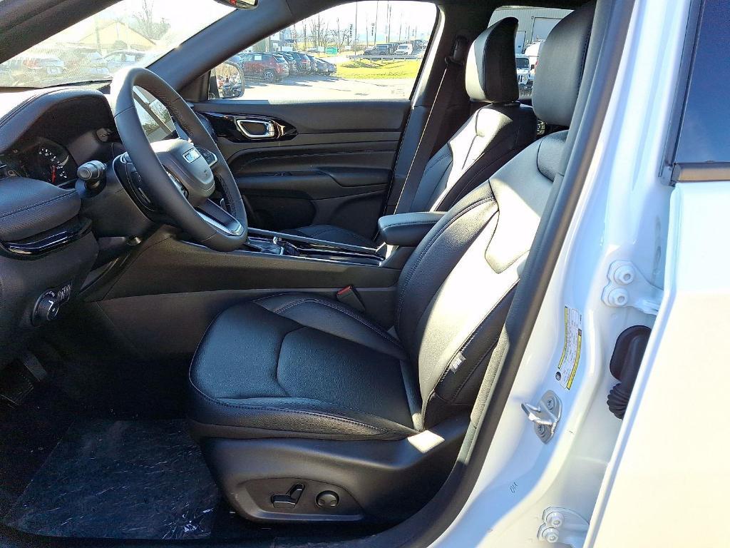 new 2026 Jeep Compass car, priced at $34,000