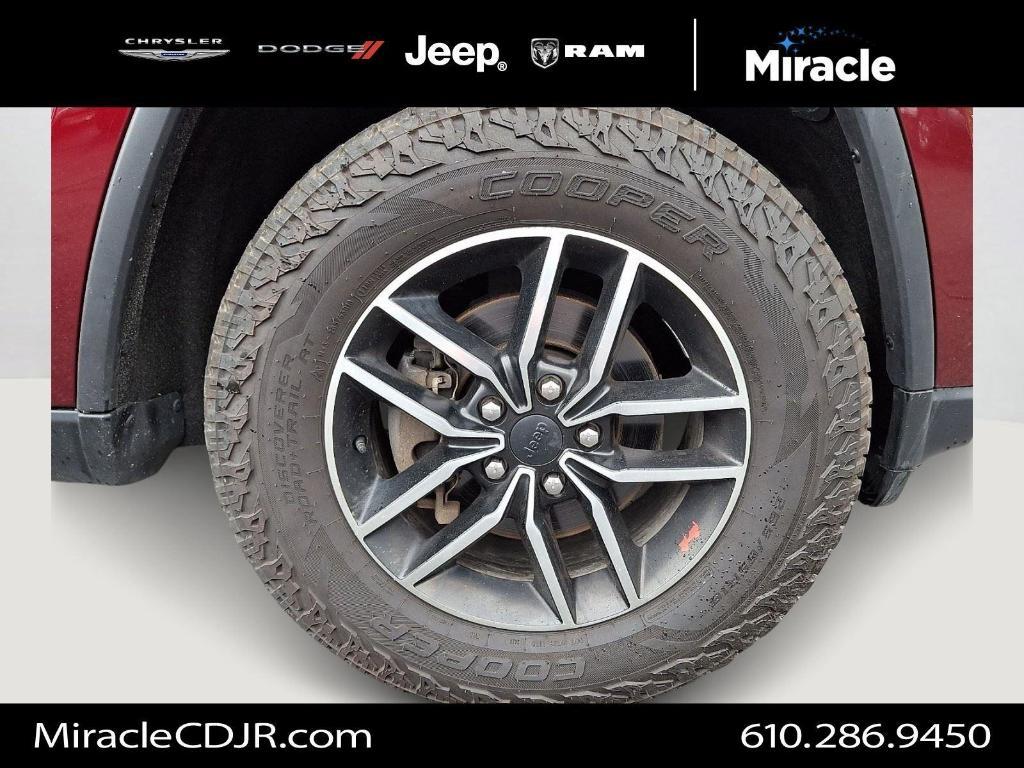 used 2019 Jeep Grand Cherokee car, priced at $19,600