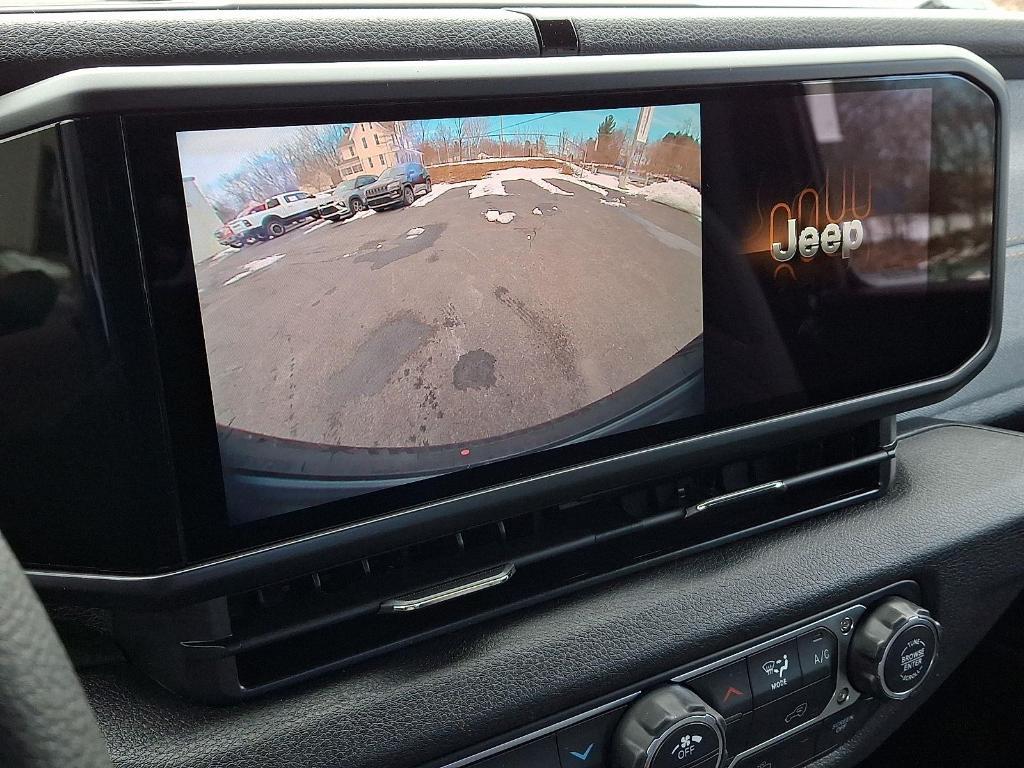 new 2026 Jeep Wrangler car, priced at $39,486