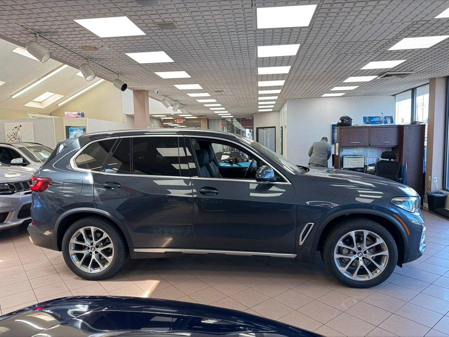 used 2022 BMW X5 car
