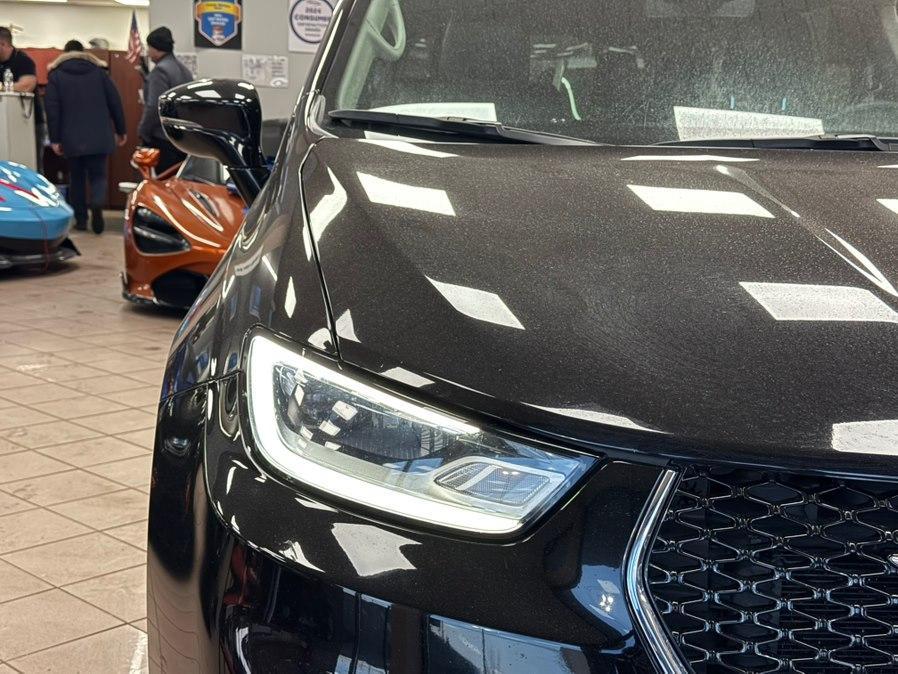 used 2024 Chrysler Pacifica Hybrid car, priced at $23,900