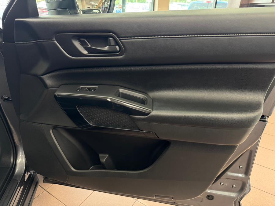2024 Gun Metallic Nissan Pathfinder
