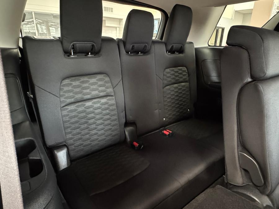 2024 Gun Metallic Nissan Pathfinder