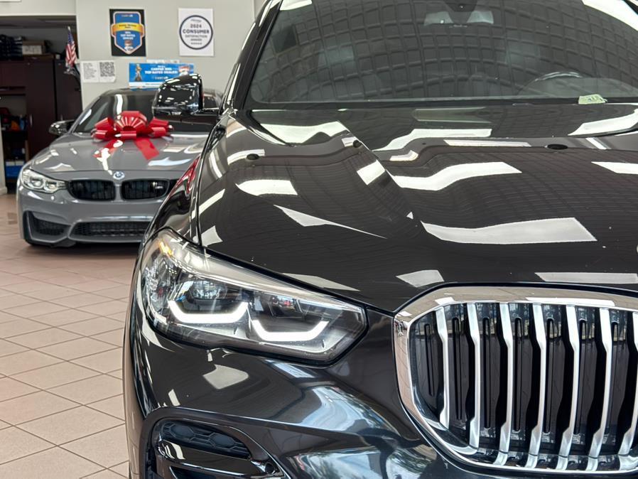 used 2022 BMW X5 car, priced at $37,900