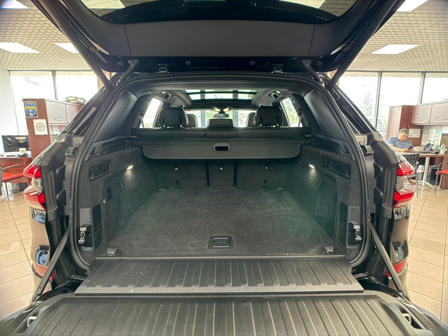 used 2022 BMW X5 car, priced at $37,900