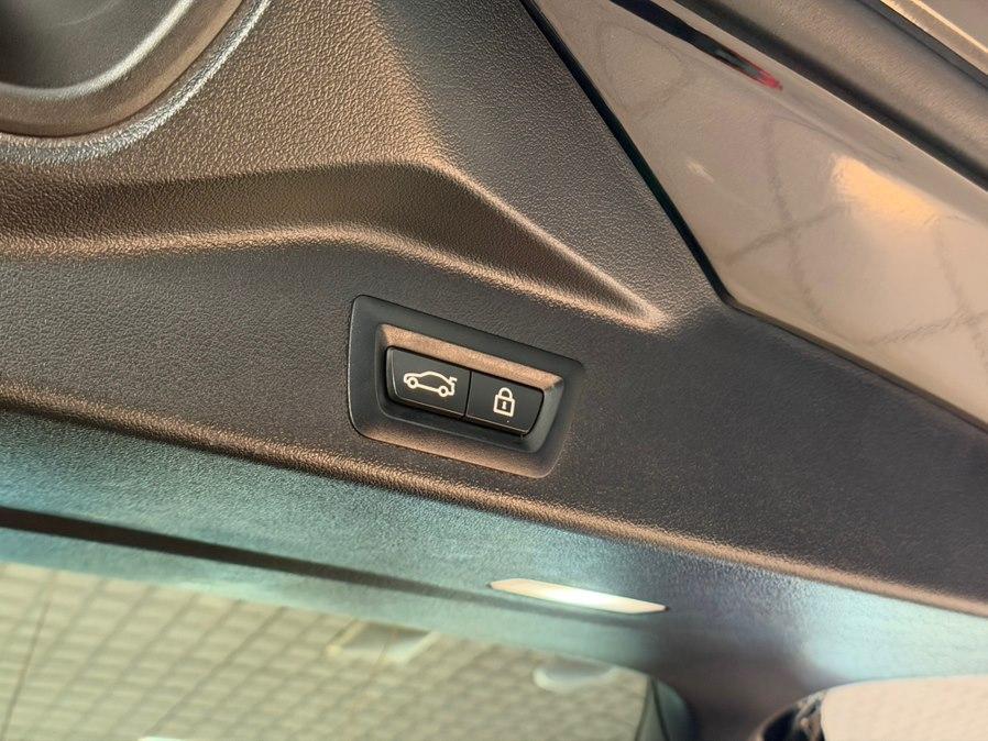used 2022 BMW X5 car, priced at $35,900