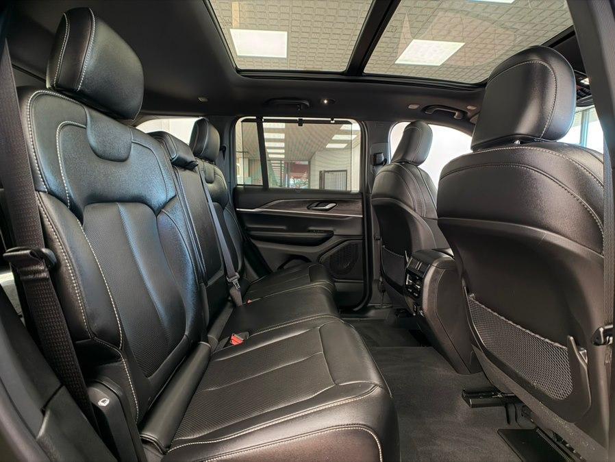 used 2024 Jeep Grand Cherokee car