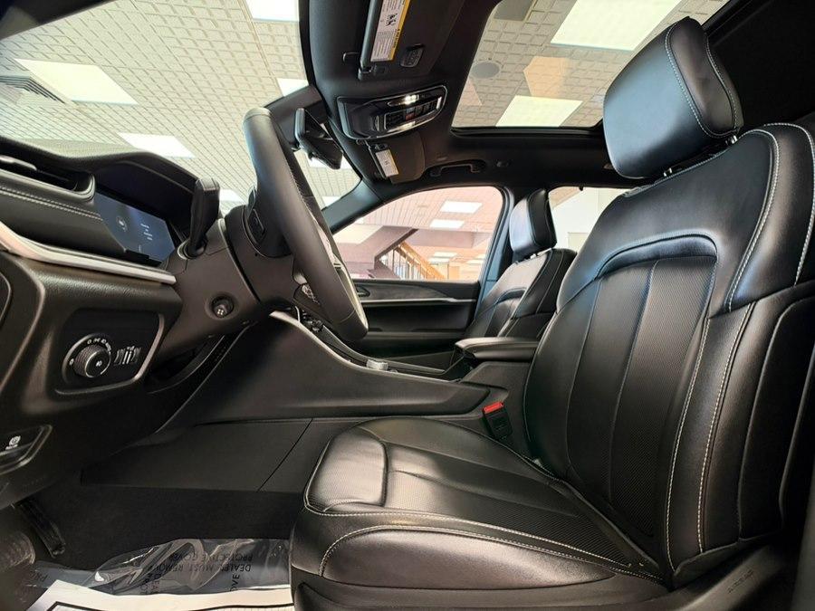 used 2024 Jeep Grand Cherokee car