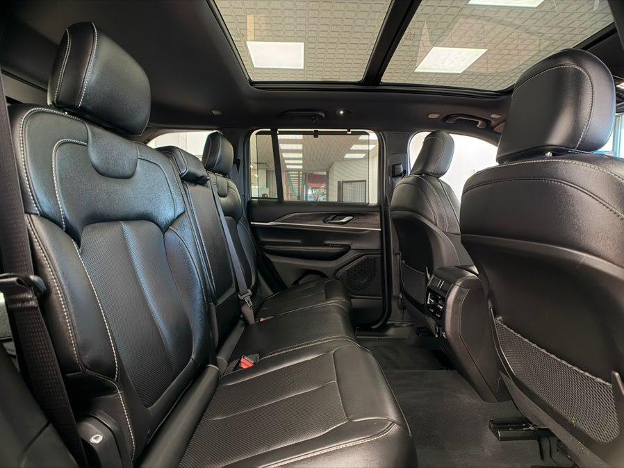 used 2024 Jeep Grand Cherokee car