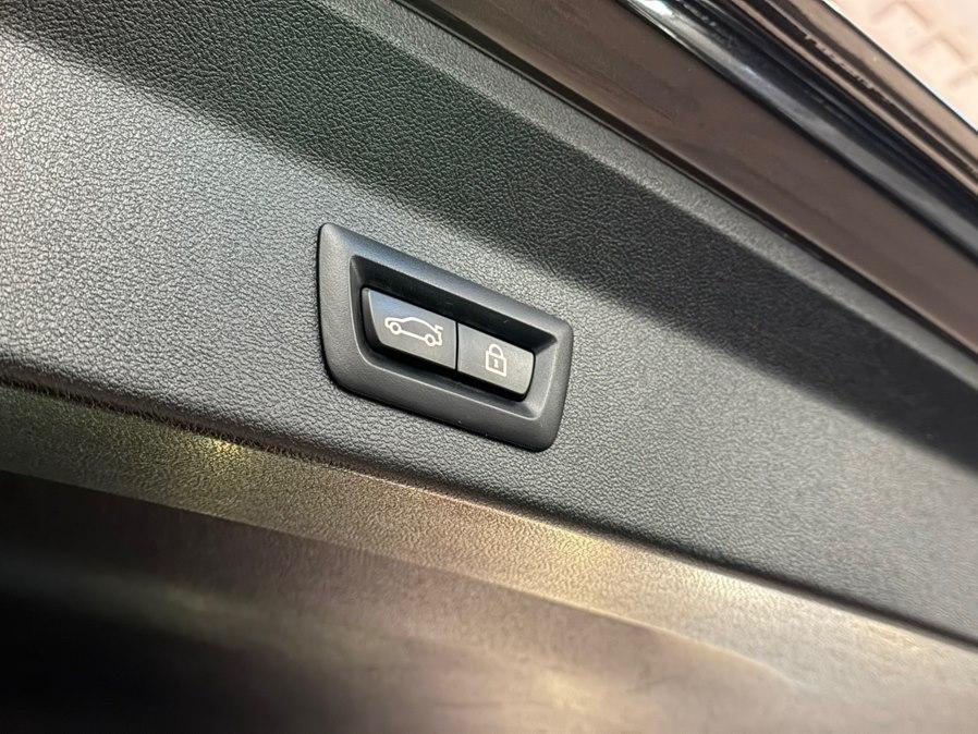 used 2022 BMW X3 car, priced at $26,149