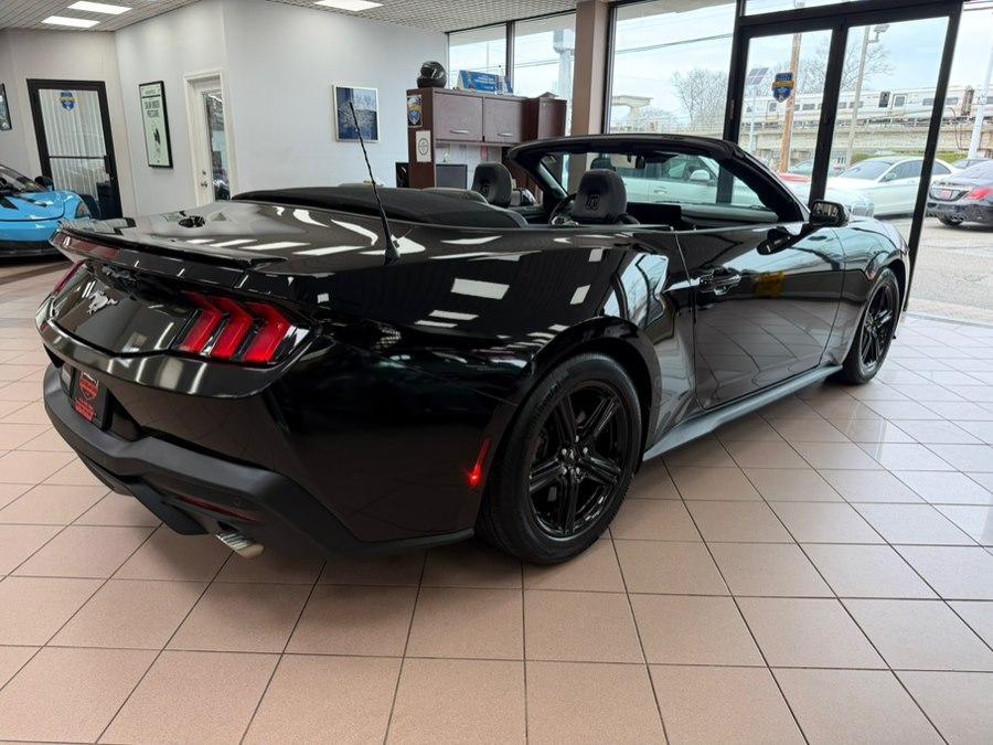 used 2025 Ford Mustang car, priced at $34,970