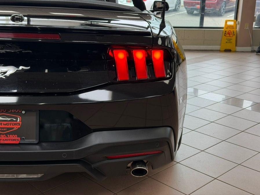 used 2025 Ford Mustang car, priced at $34,970