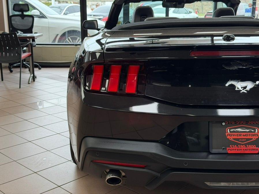 used 2025 Ford Mustang car, priced at $34,970