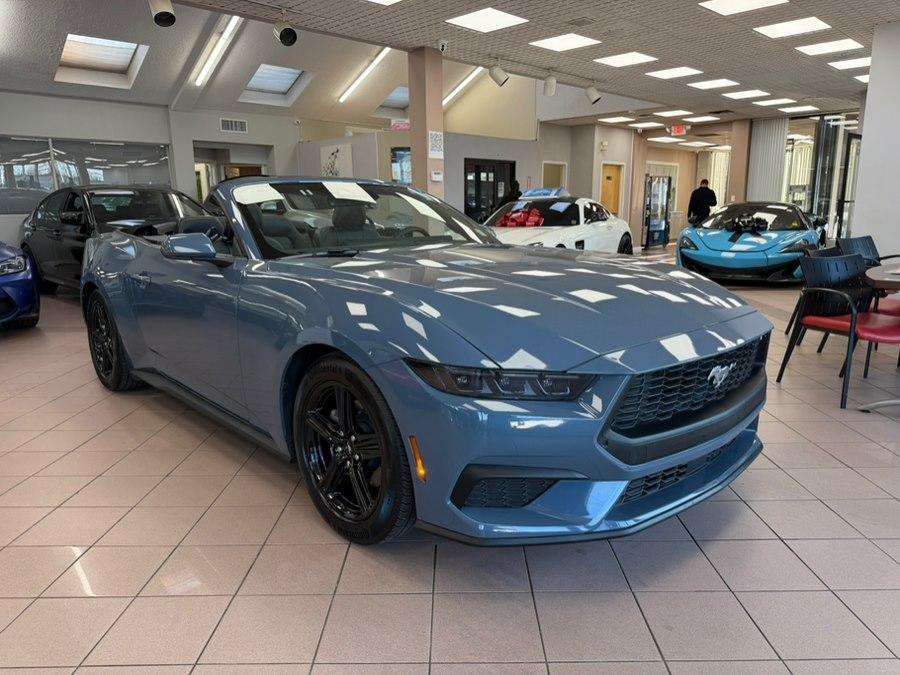 used 2025 Ford Mustang car, priced at $34,970