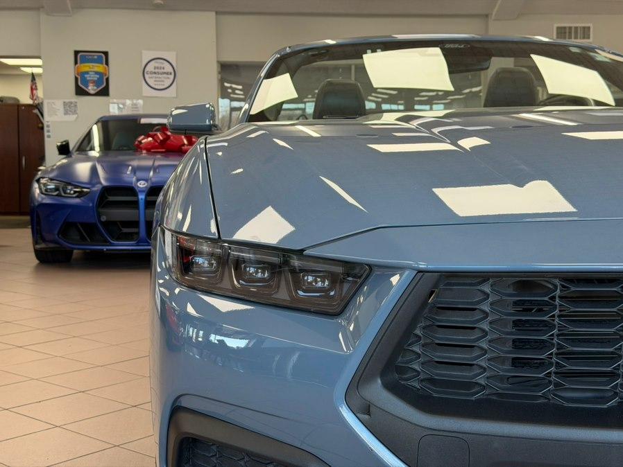 used 2025 Ford Mustang car, priced at $34,970