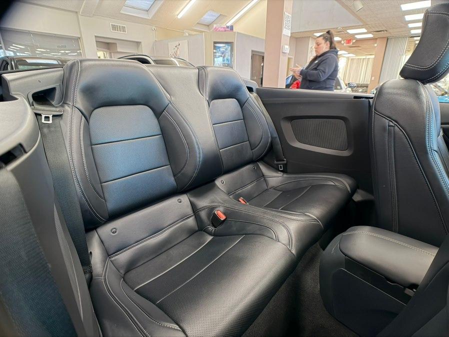 used 2025 Ford Mustang car, priced at $34,970