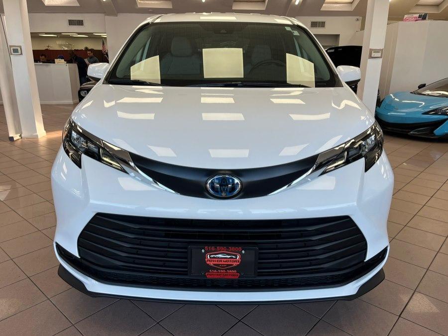 used 2025 Toyota Sienna car, priced at $69,500