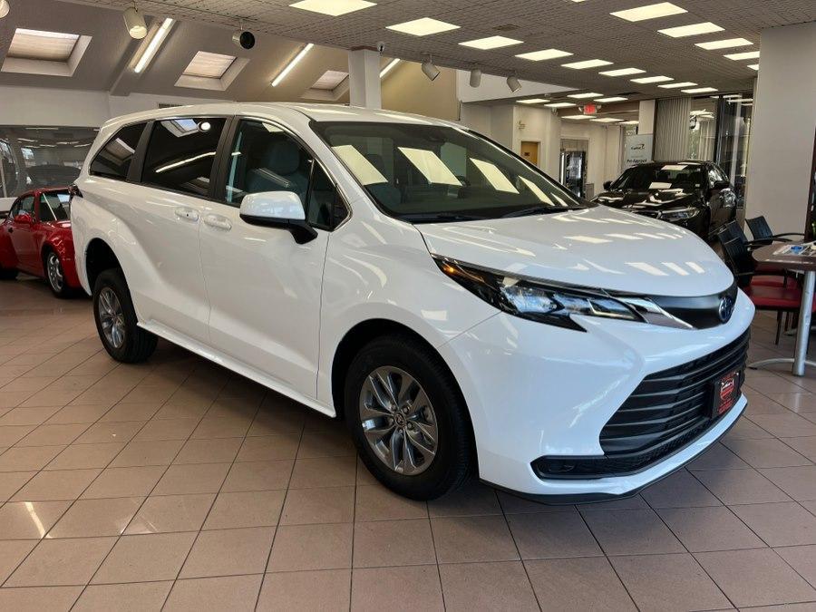 used 2025 Toyota Sienna car, priced at $69,500