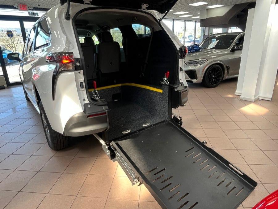 used 2025 Toyota Sienna car, priced at $69,500