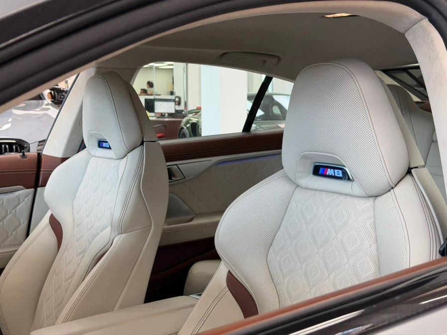 BMW M8 view 58
