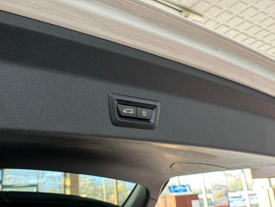 used 2023 BMW X3 car, priced at $45,700