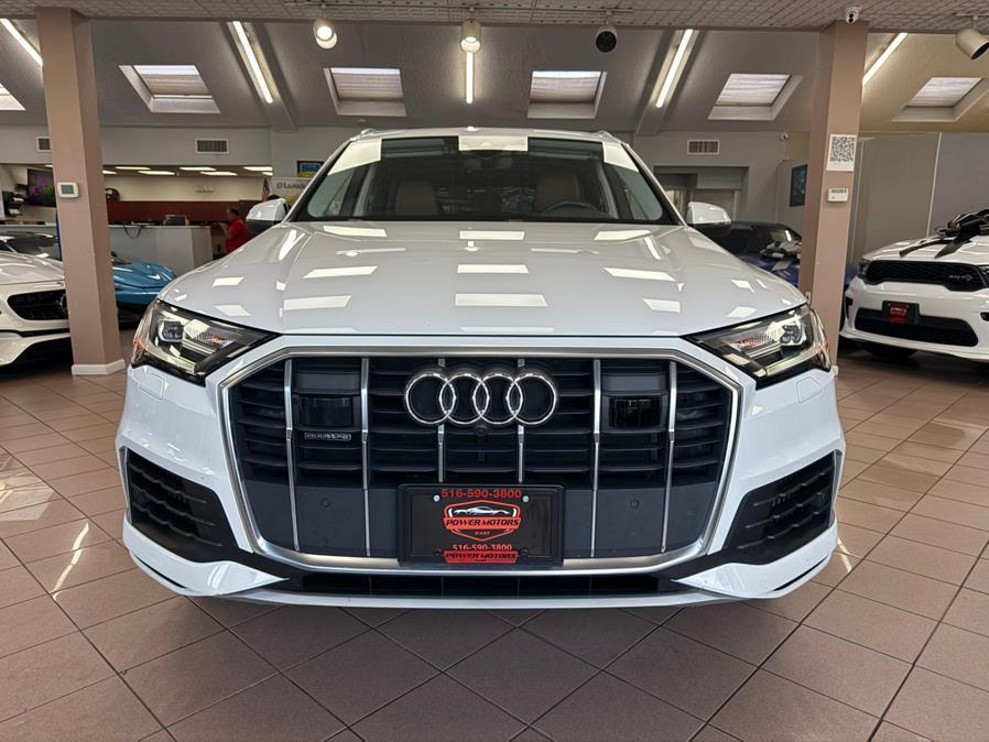 used 2023 Audi Q7 car, priced at $28,900