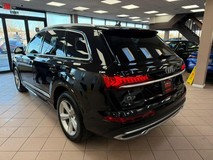 used 2021 Audi Q7 car, priced at $24,900