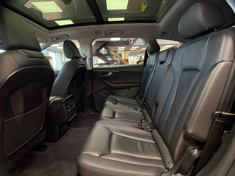 used 2021 Audi Q7 car, priced at $24,900