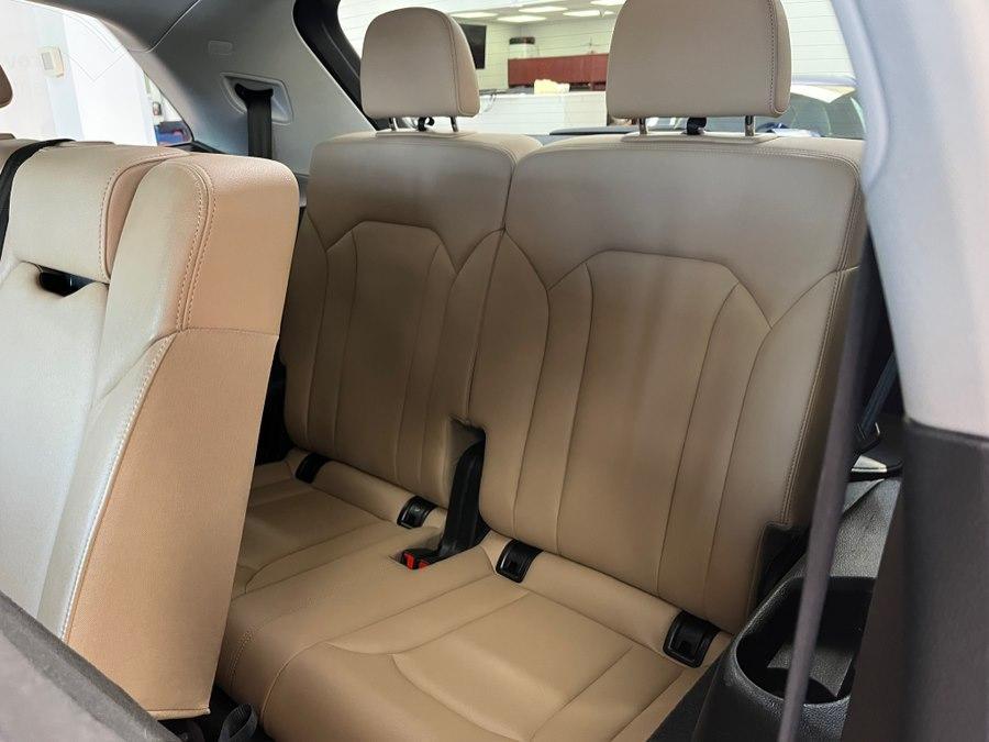 used 2024 Audi Q7 car, priced at $36,900
