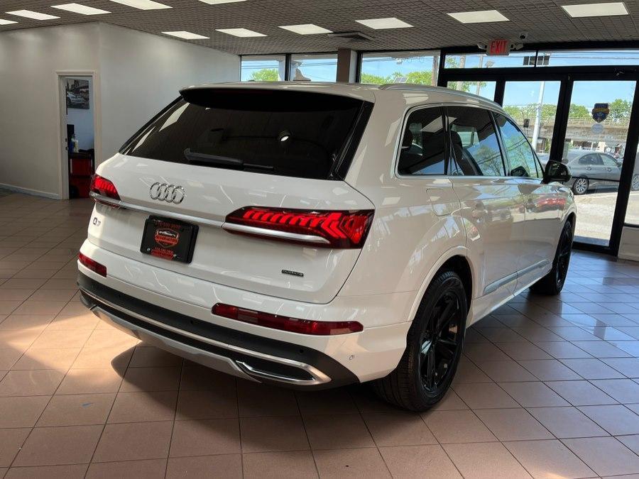 used 2024 Audi Q7 car, priced at $36,900