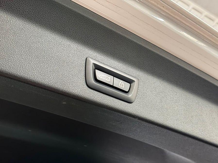used 2022 BMW X3 car, priced at $32,900