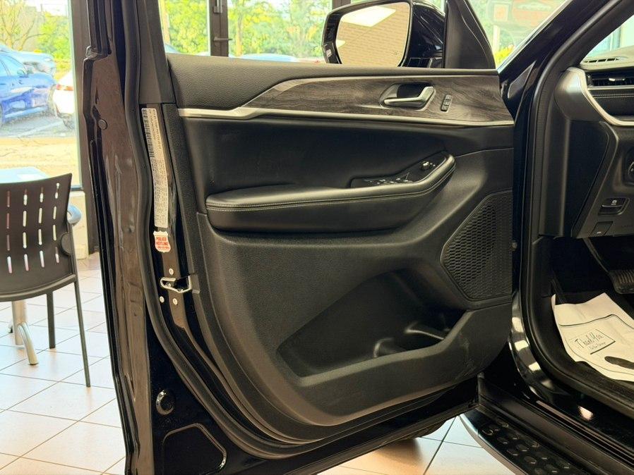 used 2024 Jeep Grand Cherokee car, priced at $29,800