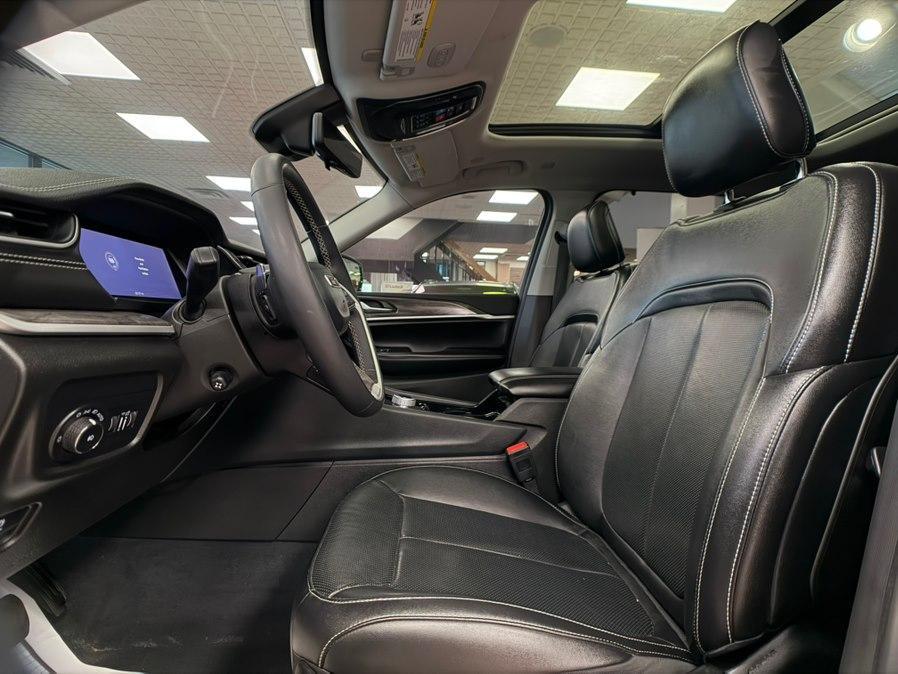 used 2023 Jeep Grand Cherokee car