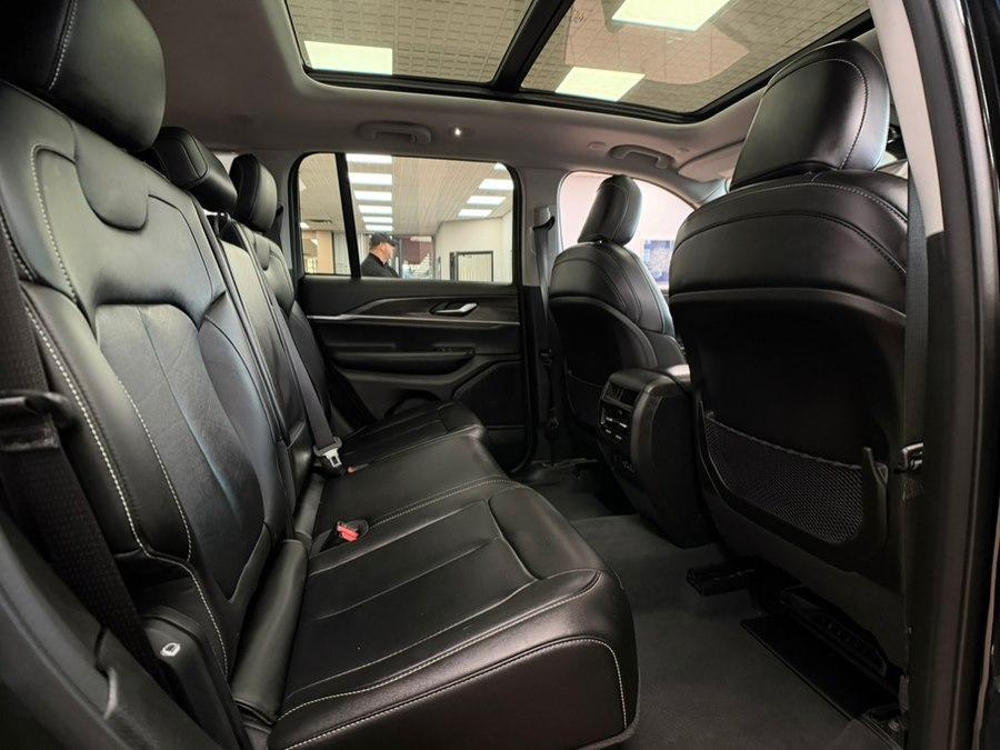 used 2023 Jeep Grand Cherokee car, priced at $33,000