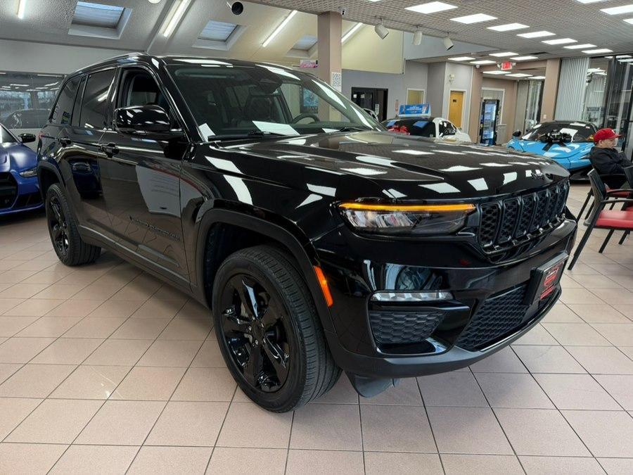 used 2023 Jeep Grand Cherokee car, priced at $33,000