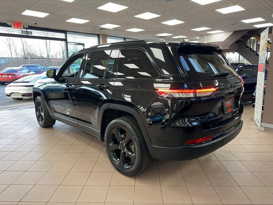 used 2023 Jeep Grand Cherokee car, priced at $33,000