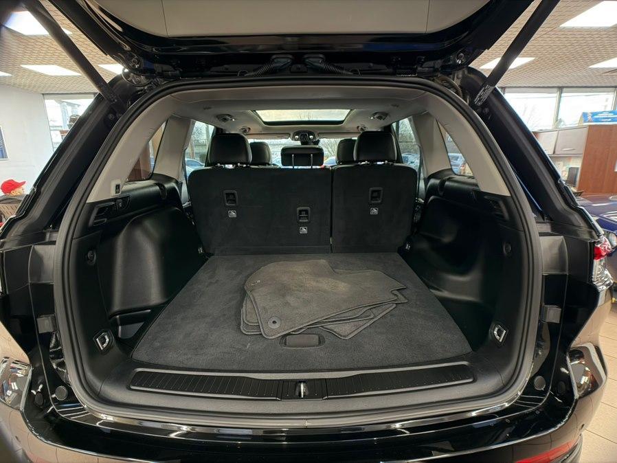 used 2023 Jeep Grand Cherokee car, priced at $33,000