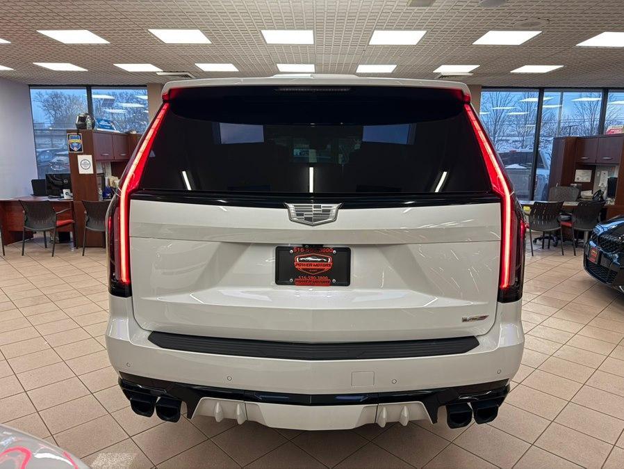 used 2023 Cadillac Escalade ESV car, priced at $112,900