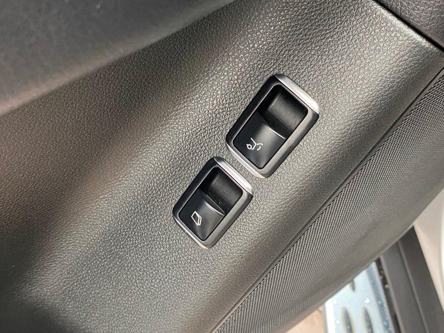 Mercedes-Benz GLS view 29