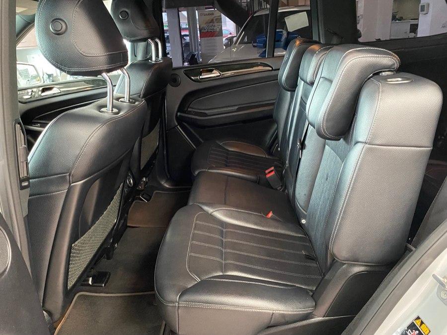 Mercedes-Benz GLS view 20