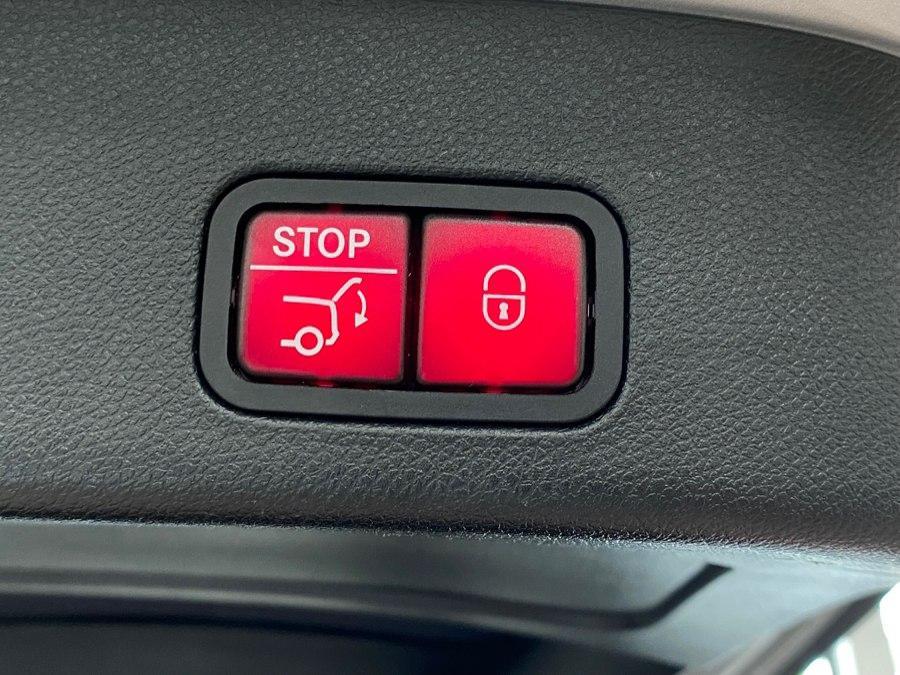 Mercedes-Benz GLS view 18