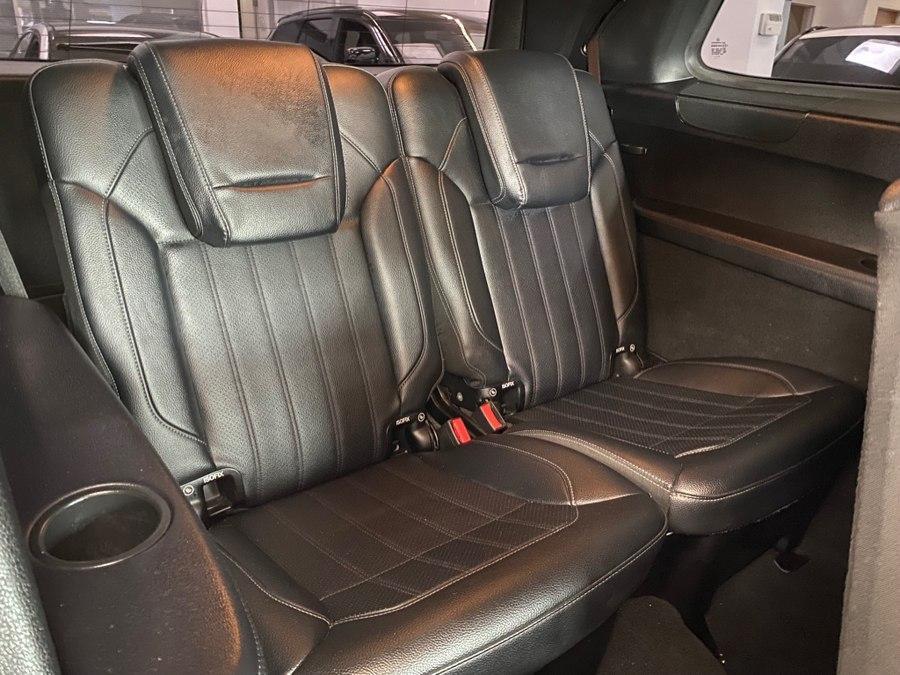 Mercedes-Benz GLS view 23