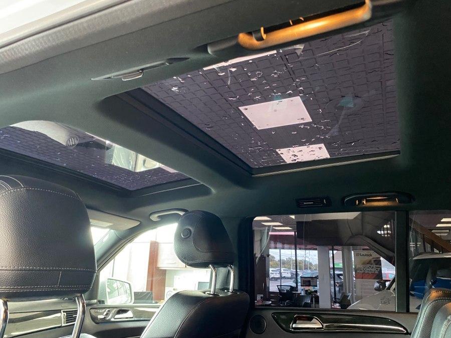 Mercedes-Benz GLS view 36