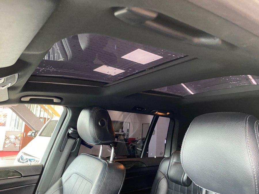 Mercedes-Benz GLS view 35