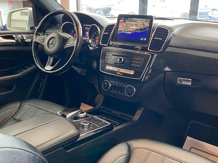Mercedes-Benz GLS view 37