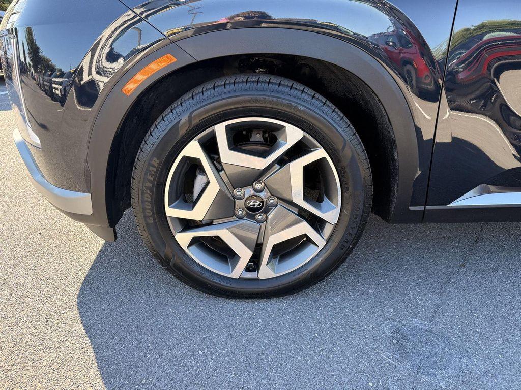 used 2023 Hyundai Palisade car, priced at $38,364