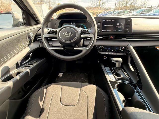 new 2026 Hyundai ELANTRA HEV car, priced at $25,722