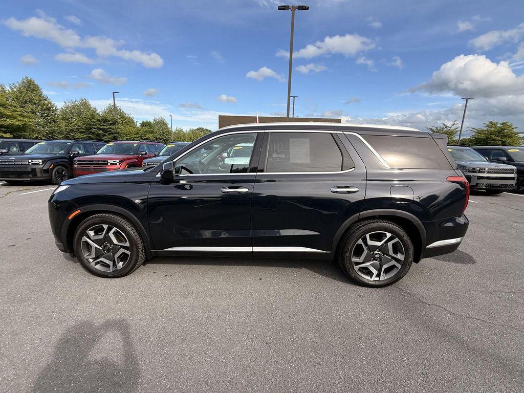 used 2023 Hyundai Palisade car, priced at $35,244
