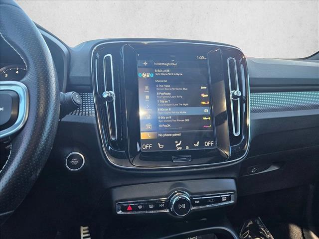 used 2019 Volvo XC40 car, priced at $16,298